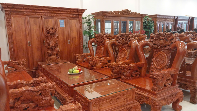 Bàn ghế gỗ